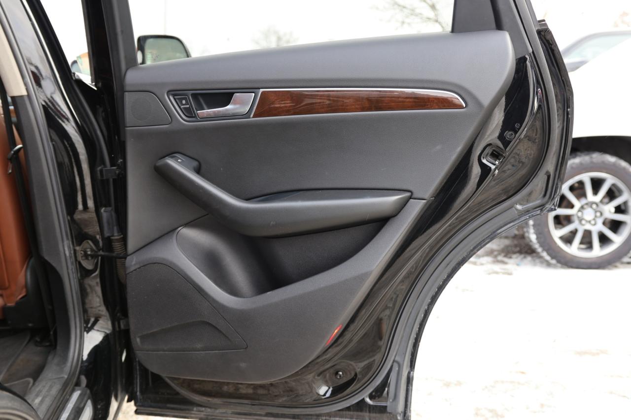 2010 Audi Q5 QUATTRO PREMIUM PLUS/NAV/LEATHER/B CAM/PANOROOF/P Photo