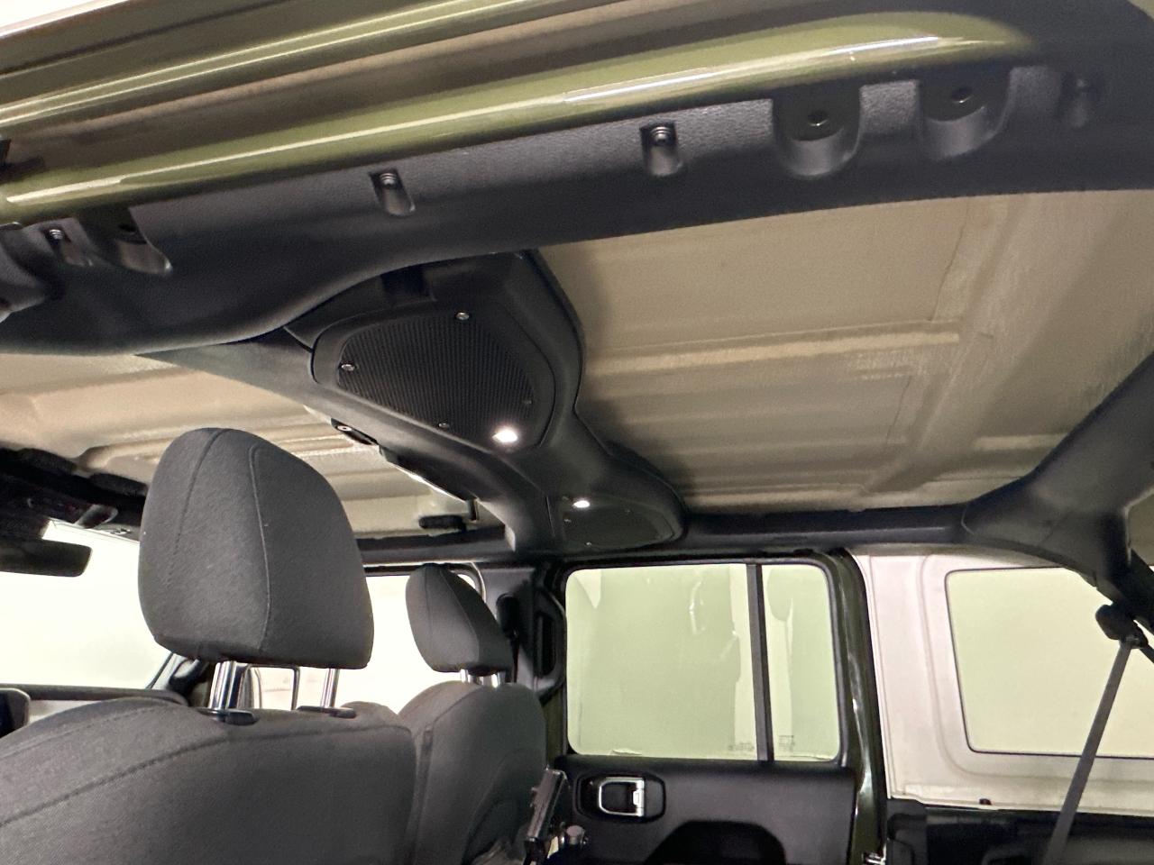 2024 Jeep Wrangler SAHARA 4DR 4X4 Photo