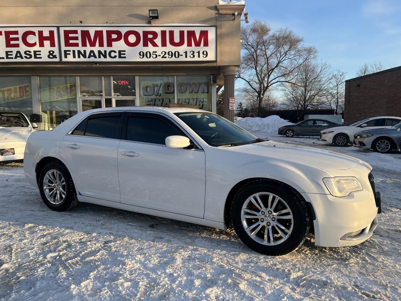 2015 Chrysler 300 C   Leather   Pano Roof   Alloys Photo