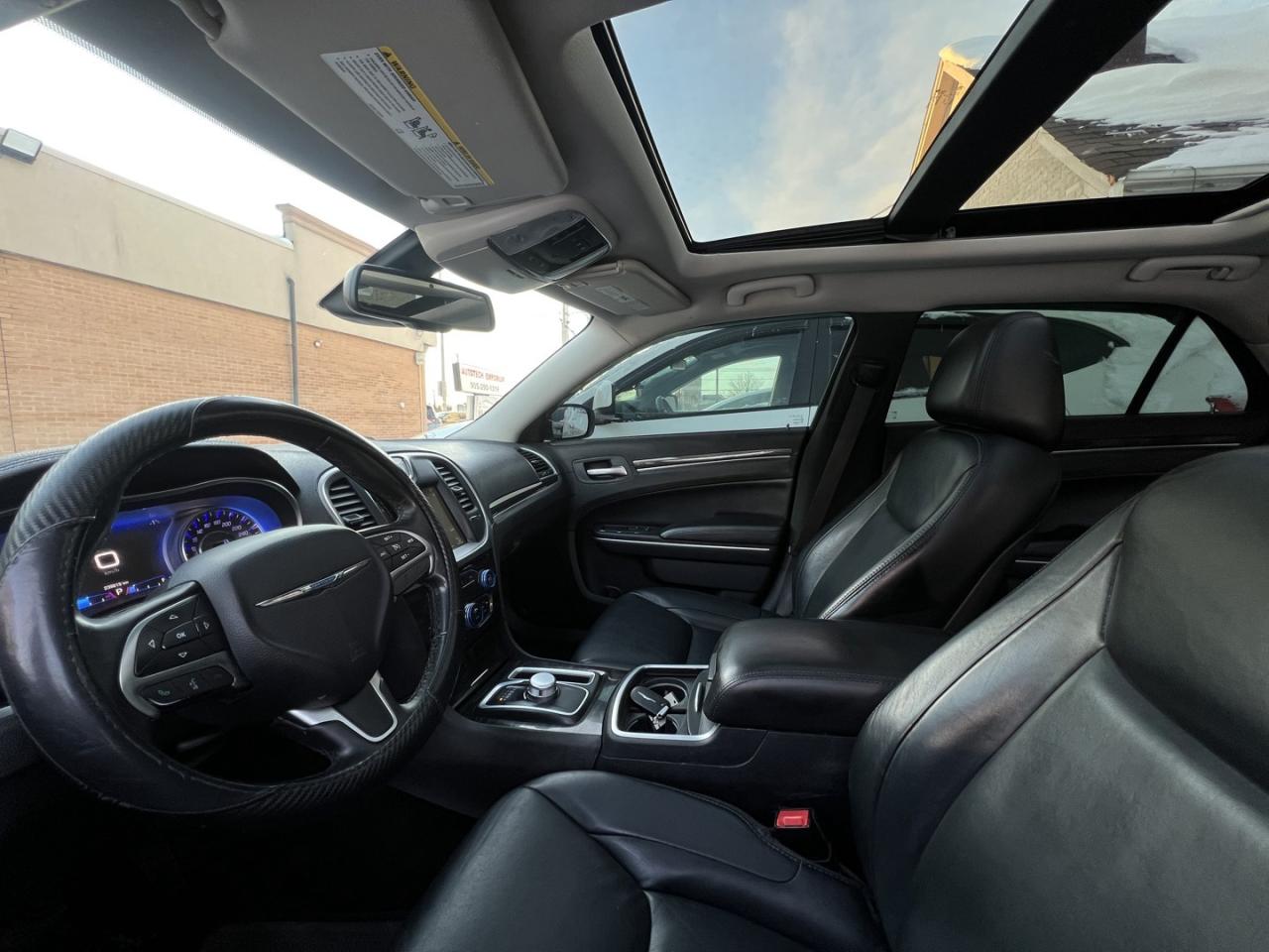 2015 Chrysler 300 C   Leather   Pano Roof   Alloys Photo