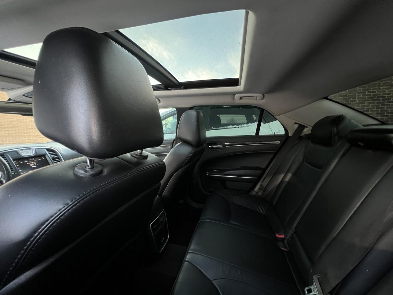 2015 Chrysler 300 C   Leather   Pano Roof   Alloys Photo