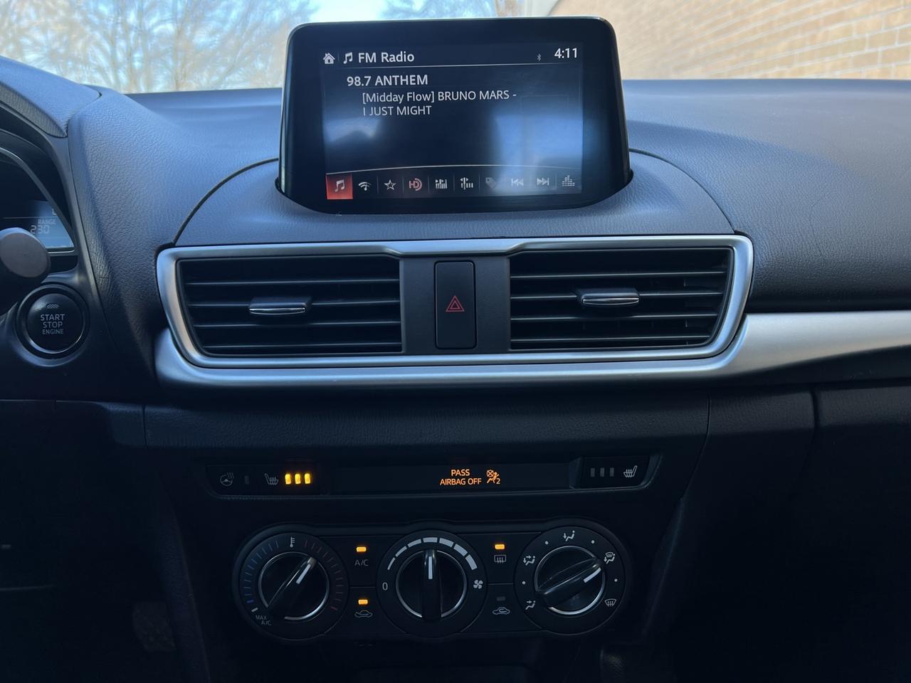 2018 Mazda MAZDA3 GS   Htd Steering   Htd Seats   Blind Spot Photo