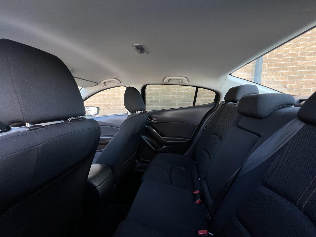 2018 Mazda MAZDA3 GS   Htd Steering   Htd Seats   Blind Spot Photo