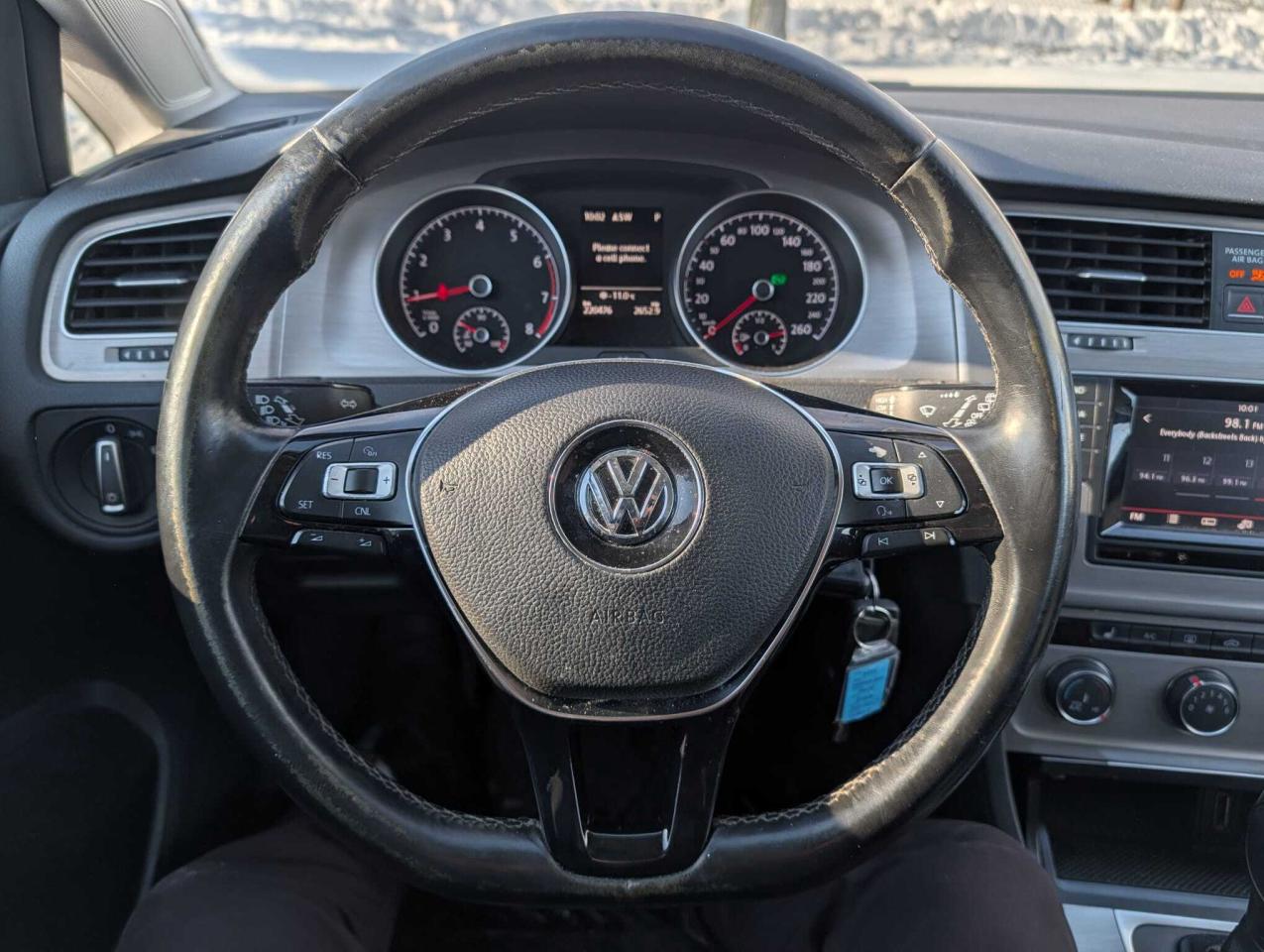 2015 Volkswagen Golf SportWagen 4dr Auto 1.8 TSI Trendline Photo