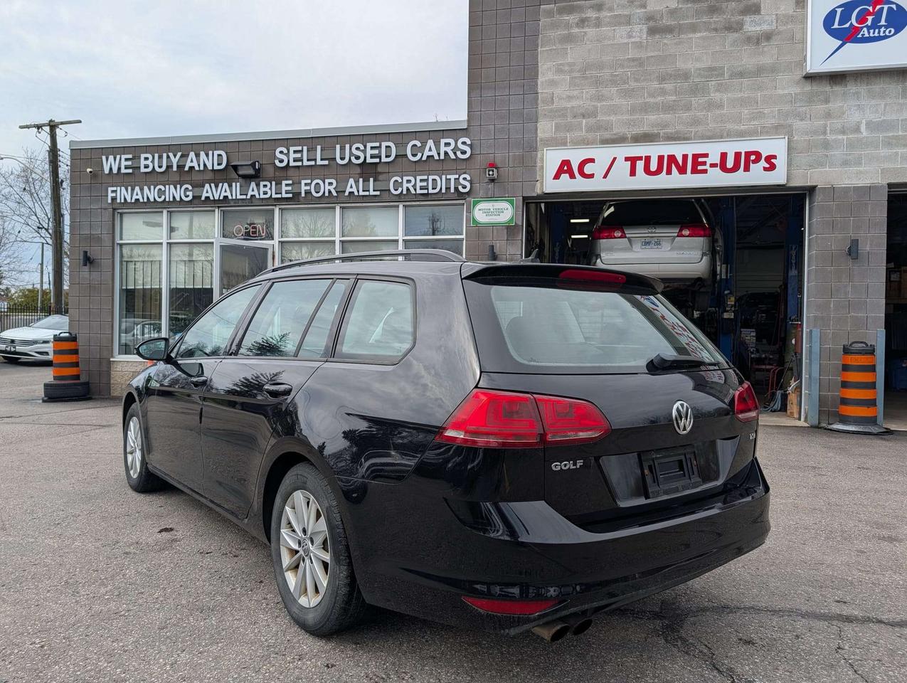 2015 Volkswagen Golf SportWagen 4dr Auto 1.8 TSI Trendline Photo