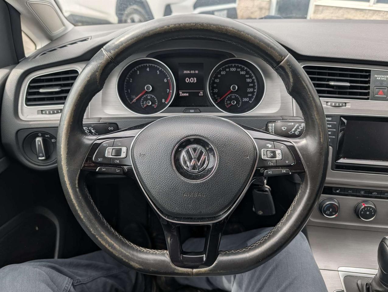 2015 Volkswagen Golf 4dr Auto 1.8 TSI Trendline Photo
