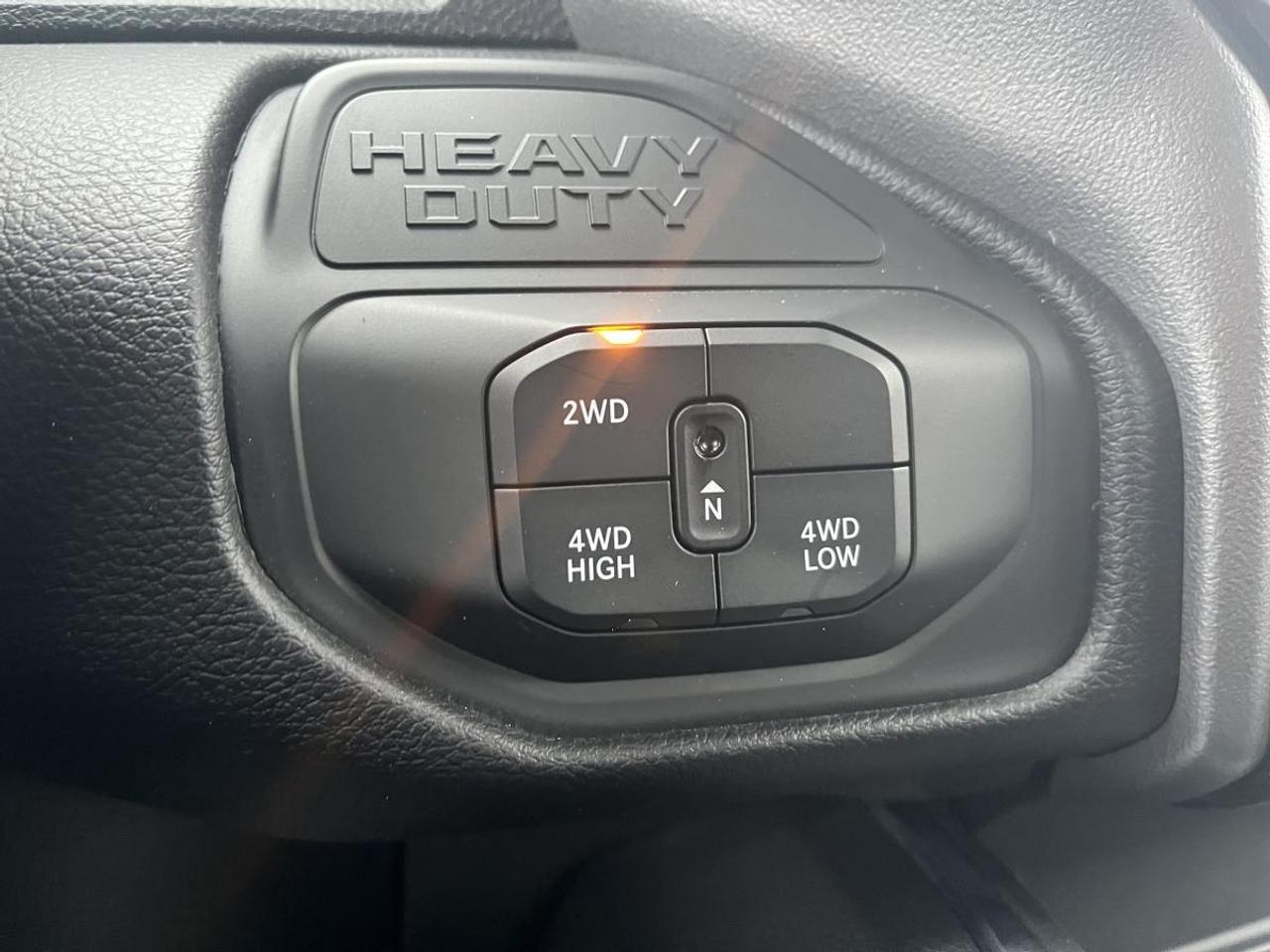 2025 RAM 2500 LARAMIE 4x4 Crew Cab 6'4 Box Photo