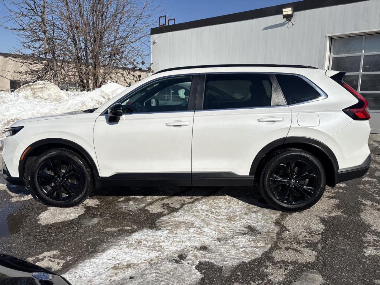 2025 Honda CR-V Hybrid Touring Honda Certified With 7YR/160K Warranty Photo