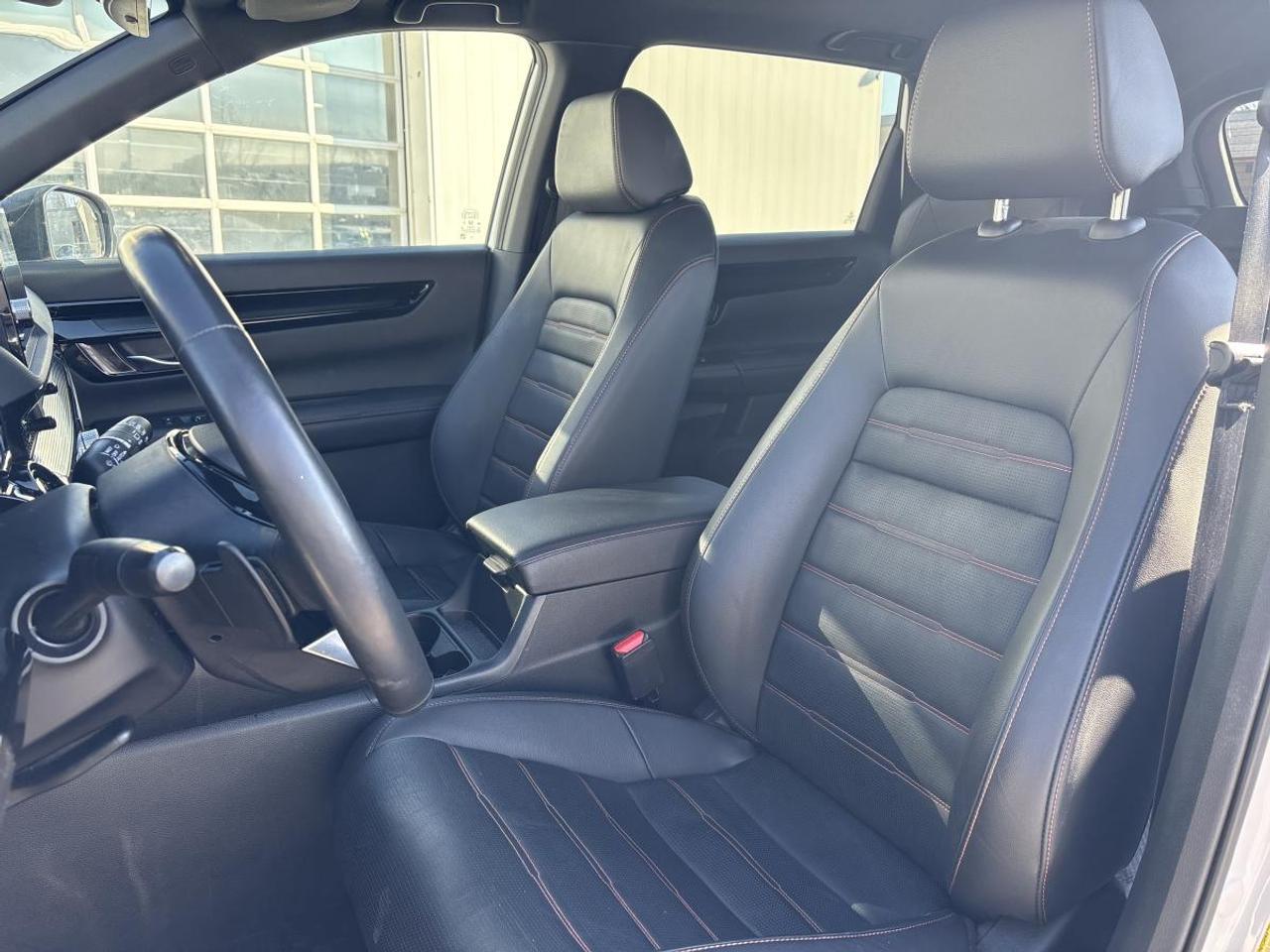 2025 Honda CR-V Hybrid Touring Honda Certified With 7YR/160K Warranty Photo