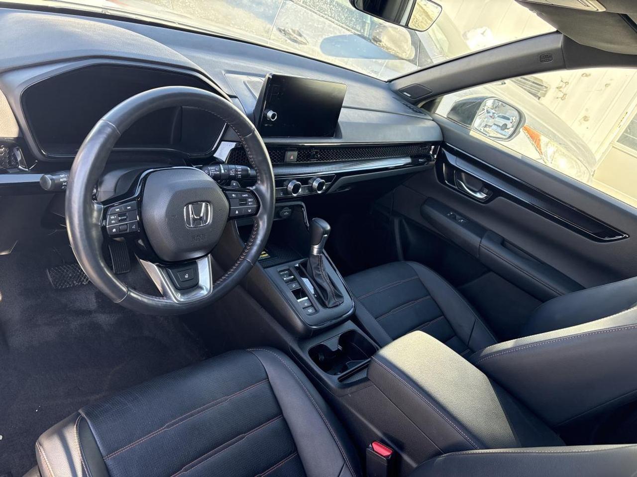 2025 Honda CR-V Hybrid Touring Honda Certified With 7YR/160K Warranty Photo