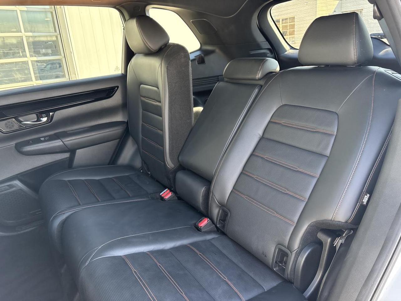 2025 Honda CR-V Hybrid Touring Honda Certified With 7YR/160K Warranty Photo