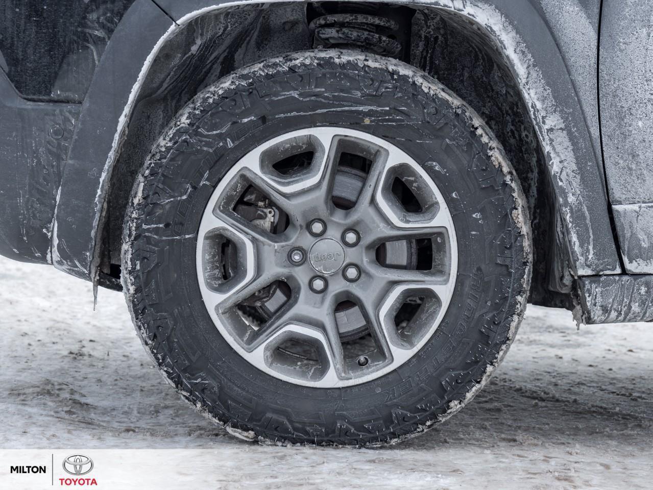 2020 Jeep Cherokee ALPINE SPEAKERS NAVIGATION LEATHER 8.4 SCREEN PANO Photo