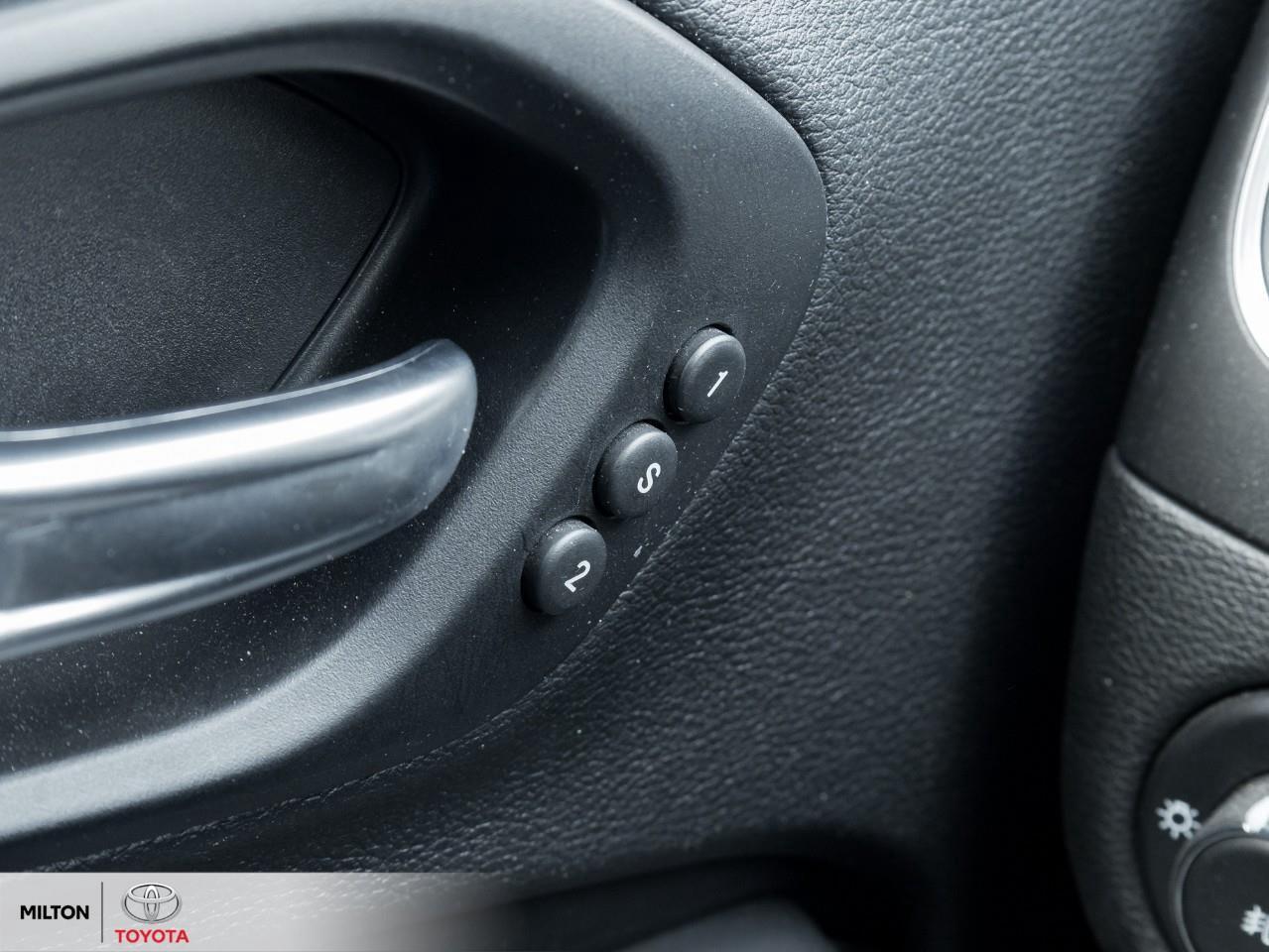 2020 Jeep Cherokee ALPINE SPEAKERS NAVIGATION LEATHER 8.4 SCREEN PANO Photo