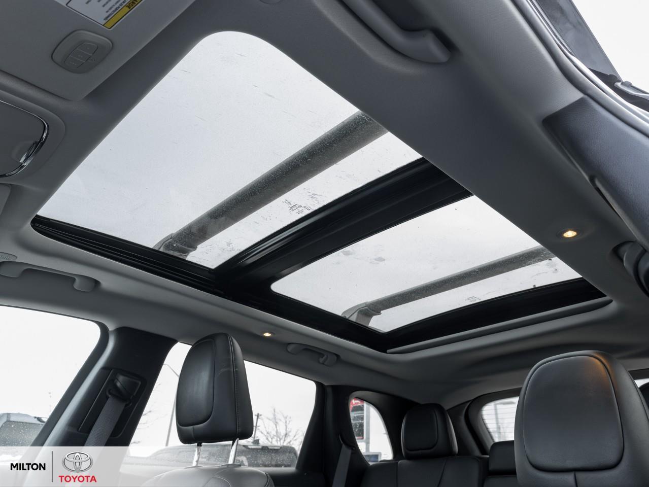 2020 Jeep Cherokee ALPINE SPEAKERS NAVIGATION LEATHER 8.4 SCREEN PANO Photo