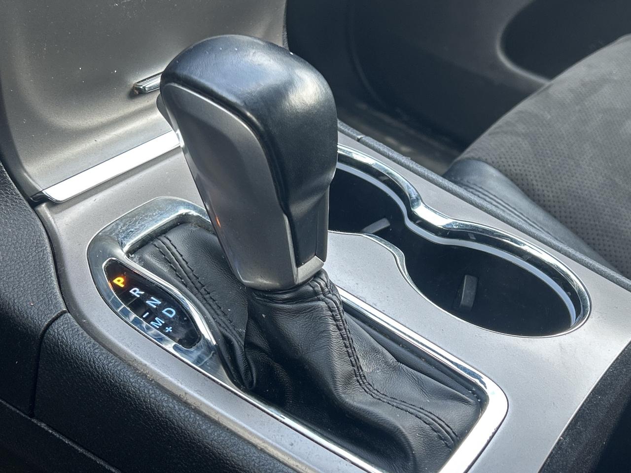 2021 Jeep Grand Cherokee Altitude  4X4  ** LEATHER ** NAVIGATION ** Photo