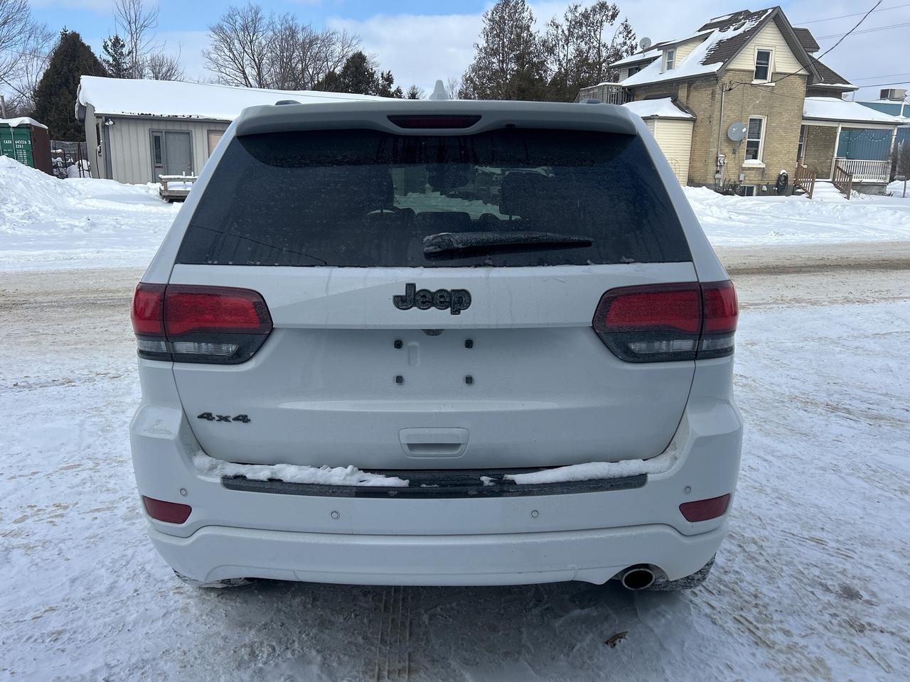 2021 Jeep Grand Cherokee Altitude  4X4  ** LEATHER ** NAVIGATION ** Photo3