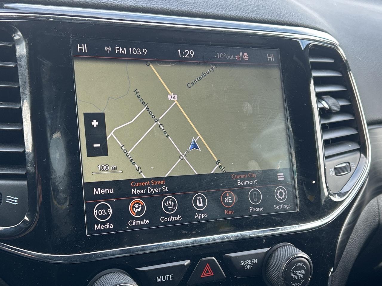 2021 Jeep Grand Cherokee Altitude  4X4  ** LEATHER ** NAVIGATION ** Photo