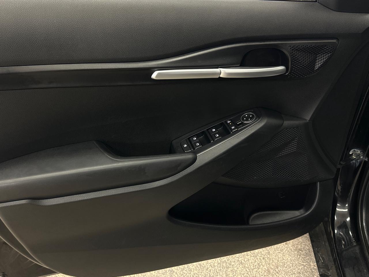 2024 Kia Seltos LX 4dr All-Wheel Drive Photo