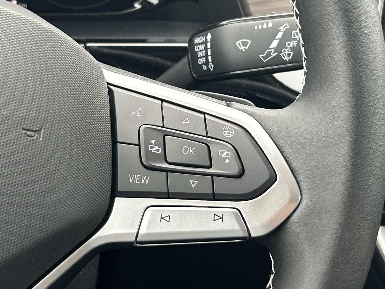 2024 Volkswagen Atlas Highline 2.0 TSI 4MOTION Photo