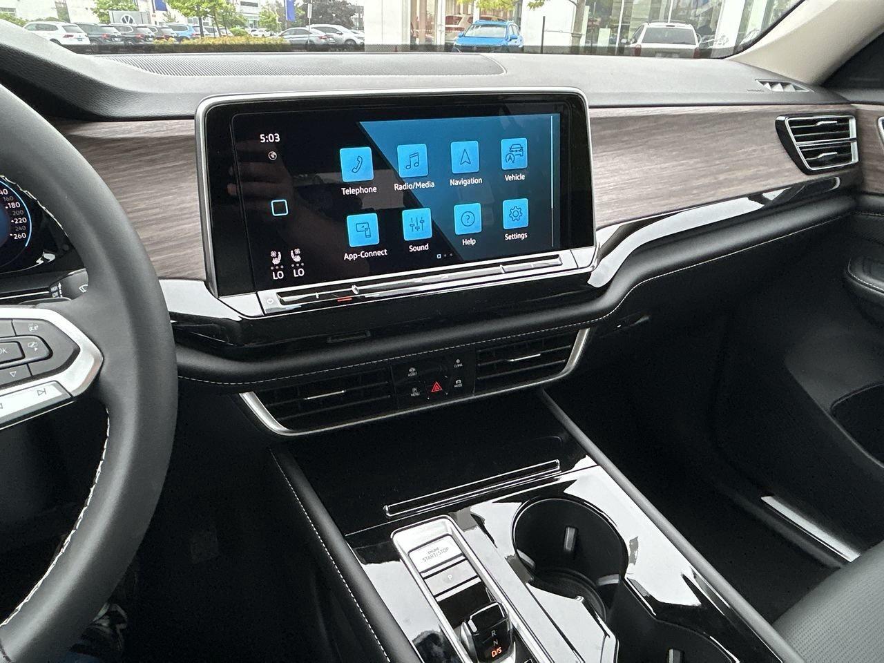 2024 Volkswagen Atlas Highline 2.0 TSI 4MOTION Photo