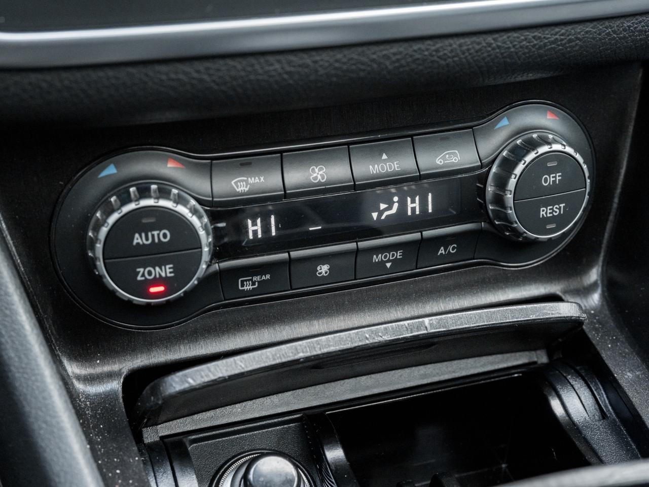 2014 Mercedes-Benz CLA-Class CLA 250 4MATIC Photo