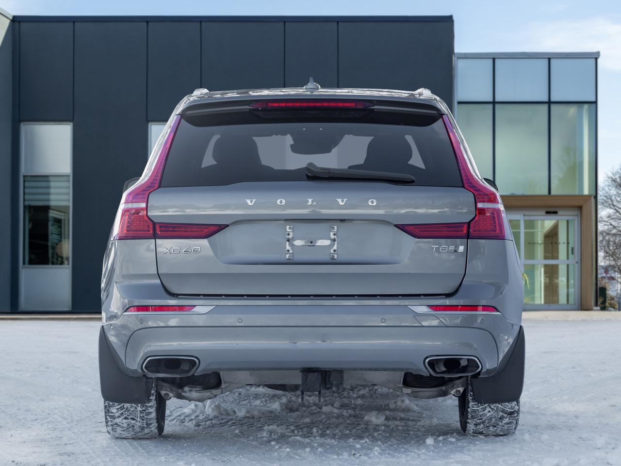 2020 Volvo XC60 Recharge T8  Plug-In Hybrid Inscription TRADE IN VOLVO CPO Photo