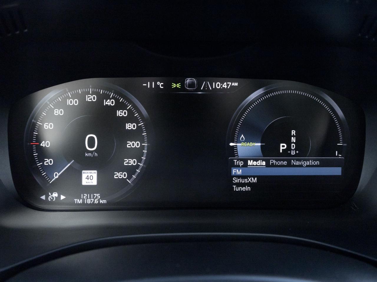 2020 Volvo XC60 Recharge T8  Plug-In Hybrid Inscription TRADE IN VOLVO CPO Photo