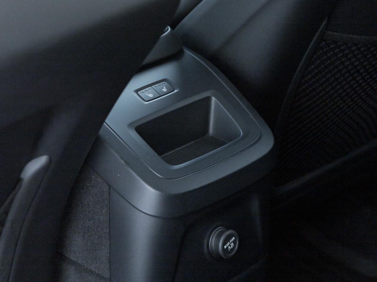 2020 Volvo XC60 Recharge T8  Plug-In Hybrid Inscription TRADE IN VOLVO CPO Photo