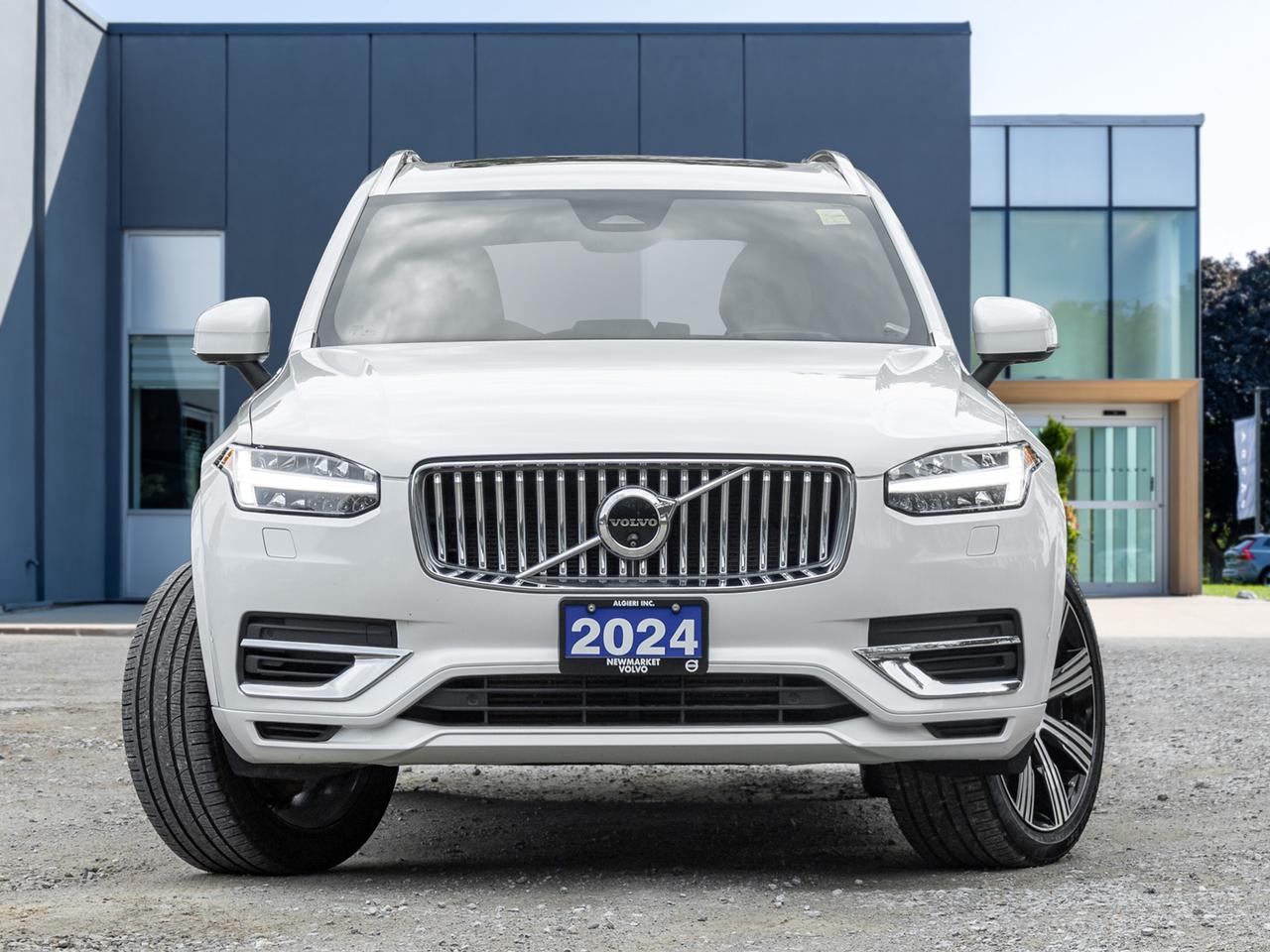 2024 Volvo XC90 Plug-In Hybrid T8 eAWD PHEV Ultimate 7-Seater TRADE IN  VOLVO CPO Photo