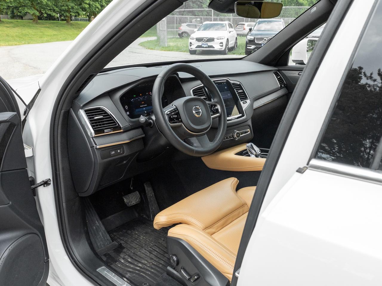 2024 Volvo XC90 Plug-In Hybrid T8 eAWD PHEV Ultimate 7-Seater TRADE IN  VOLVO CPO Photo