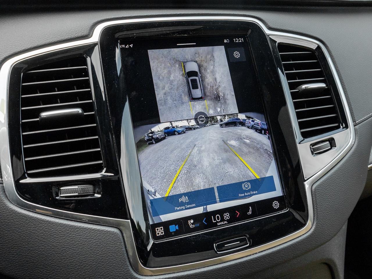 2024 Volvo XC90 Plug-In Hybrid T8 eAWD PHEV Ultimate 7-Seater TRADE IN  VOLVO CPO Photo