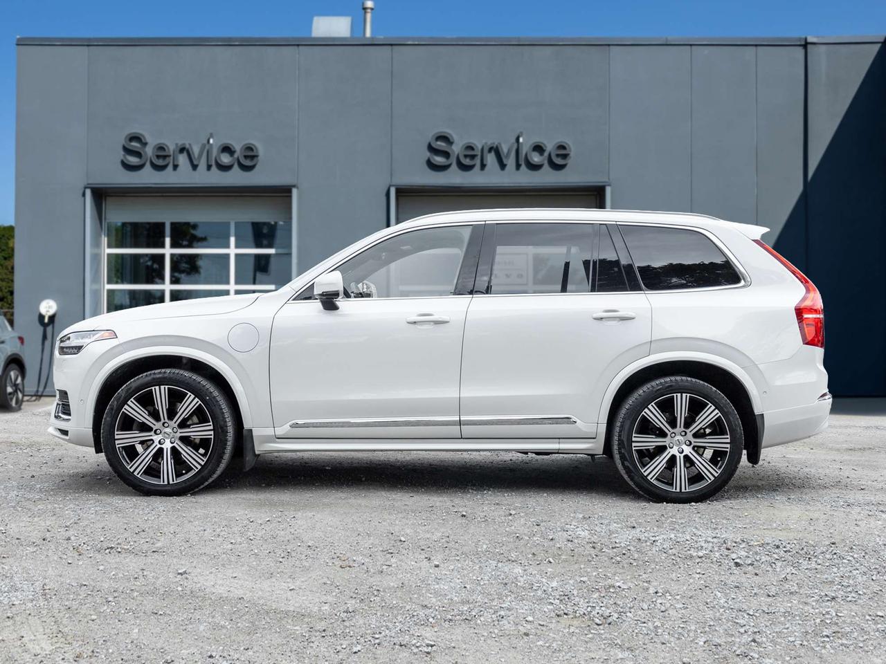 2024 Volvo XC90 T8 eAWD PHEV ULTIMATE^Trade In^Finance fr 2.99%* Photo