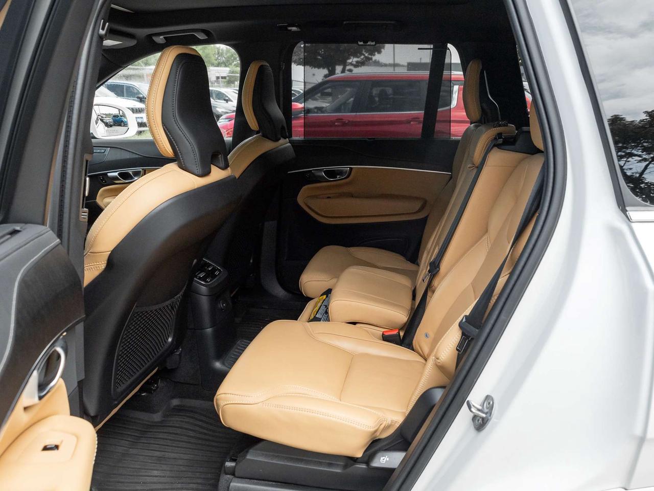 2024 Volvo XC90 T8 eAWD PHEV ULTIMATE^Trade In^Finance fr 2.99%* Photo