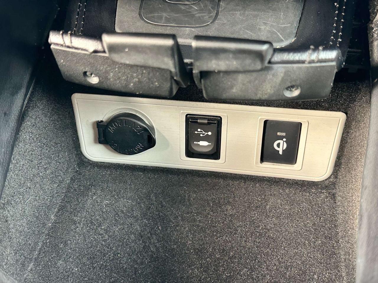 2017 Toyota Avalon LIMITED ~ JBL ~ NAV ~ NO ACCIDENTS Photo
