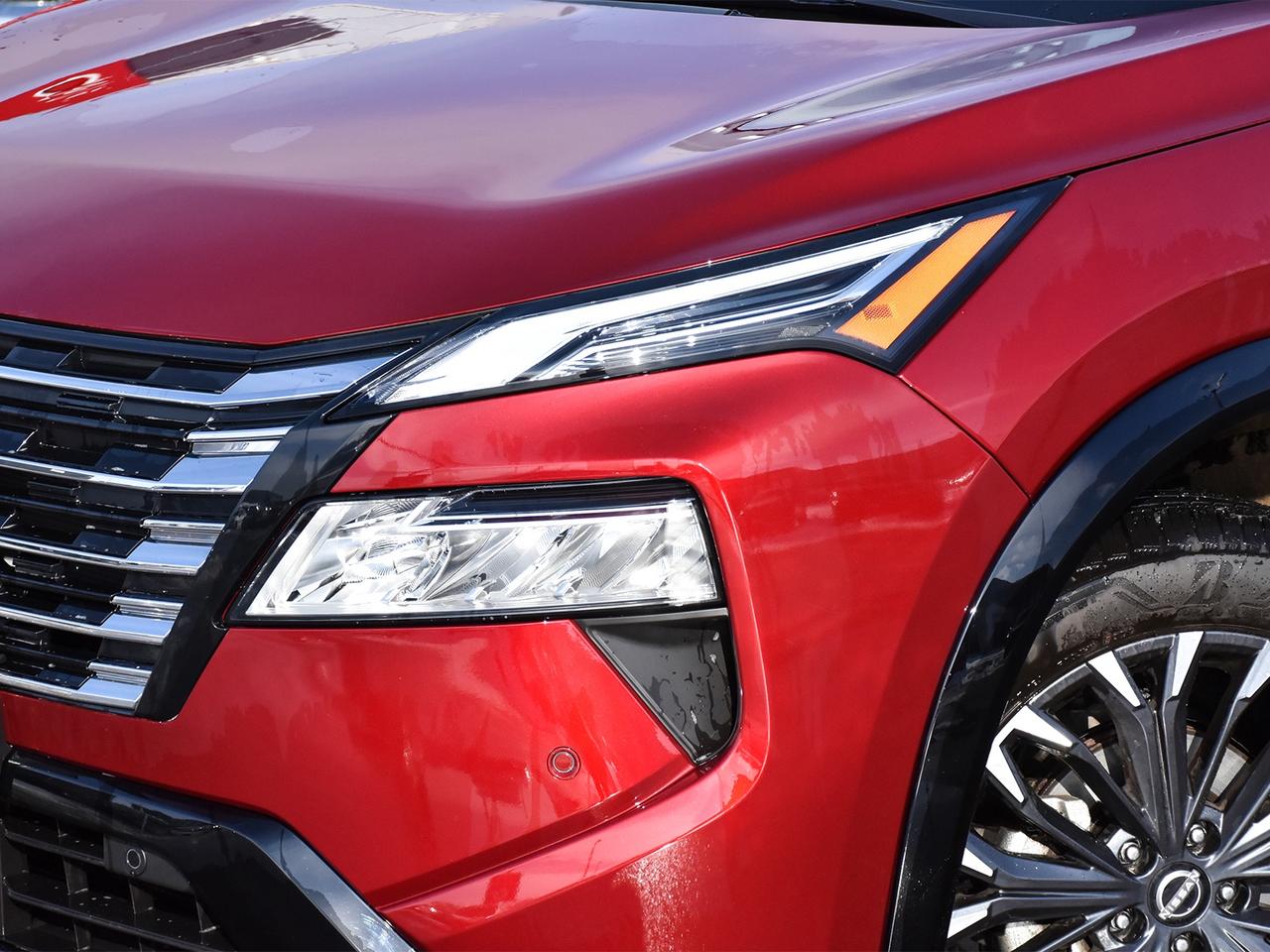 2025 Nissan Rogue Platinum  - HUD -  Leather Seats Photo