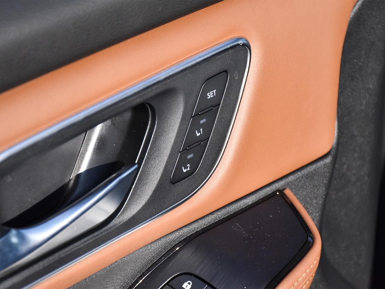 2025 Nissan Rogue Platinum  - HUD -  Leather Seats Photo