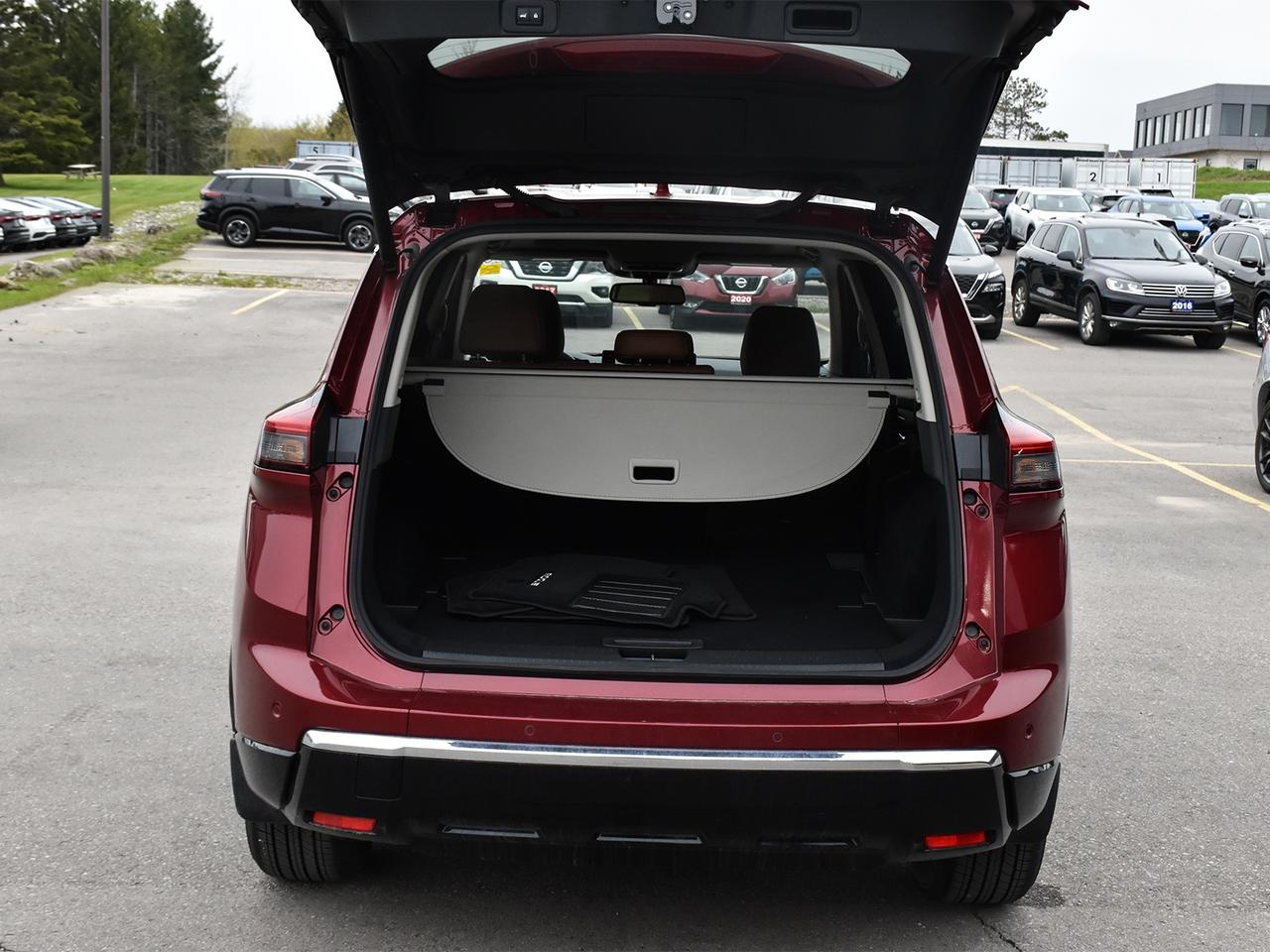 2025 Nissan Rogue Platinum  - Certified - HUD Photo