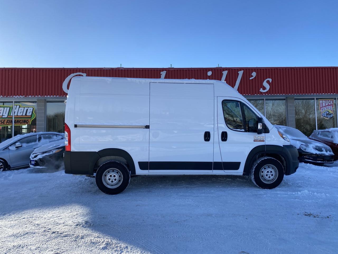 2022 RAM ProMaster Cargo Van 2500 HIGH ROOF CARGO, 10 FT LONG, BACK UP CAMERA! Photo0