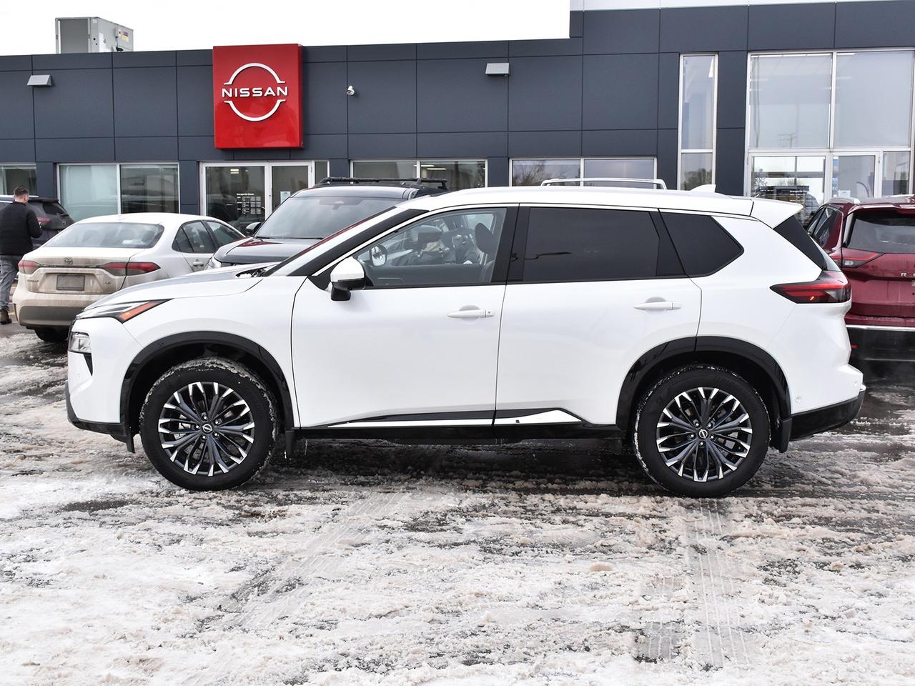 2025 Nissan Rogue Platinum  - HUD -  Leather Seats Photo4