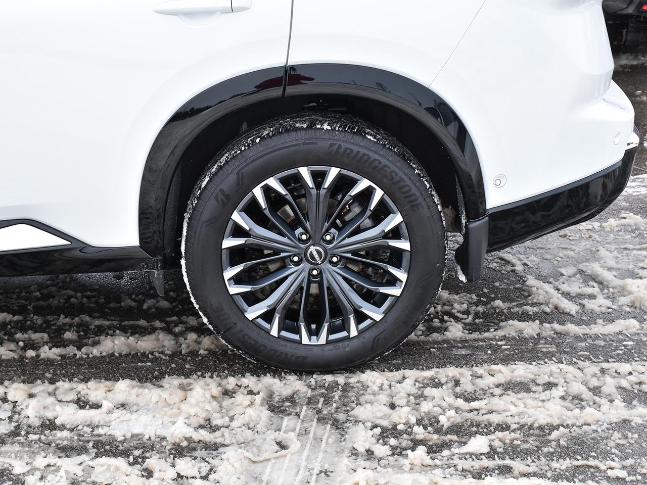 2025 Nissan Rogue Platinum  - HUD -  Leather Seats Photo