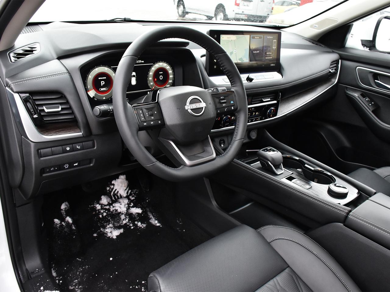 2025 Nissan Rogue Platinum  - HUD -  Leather Seats Photo
