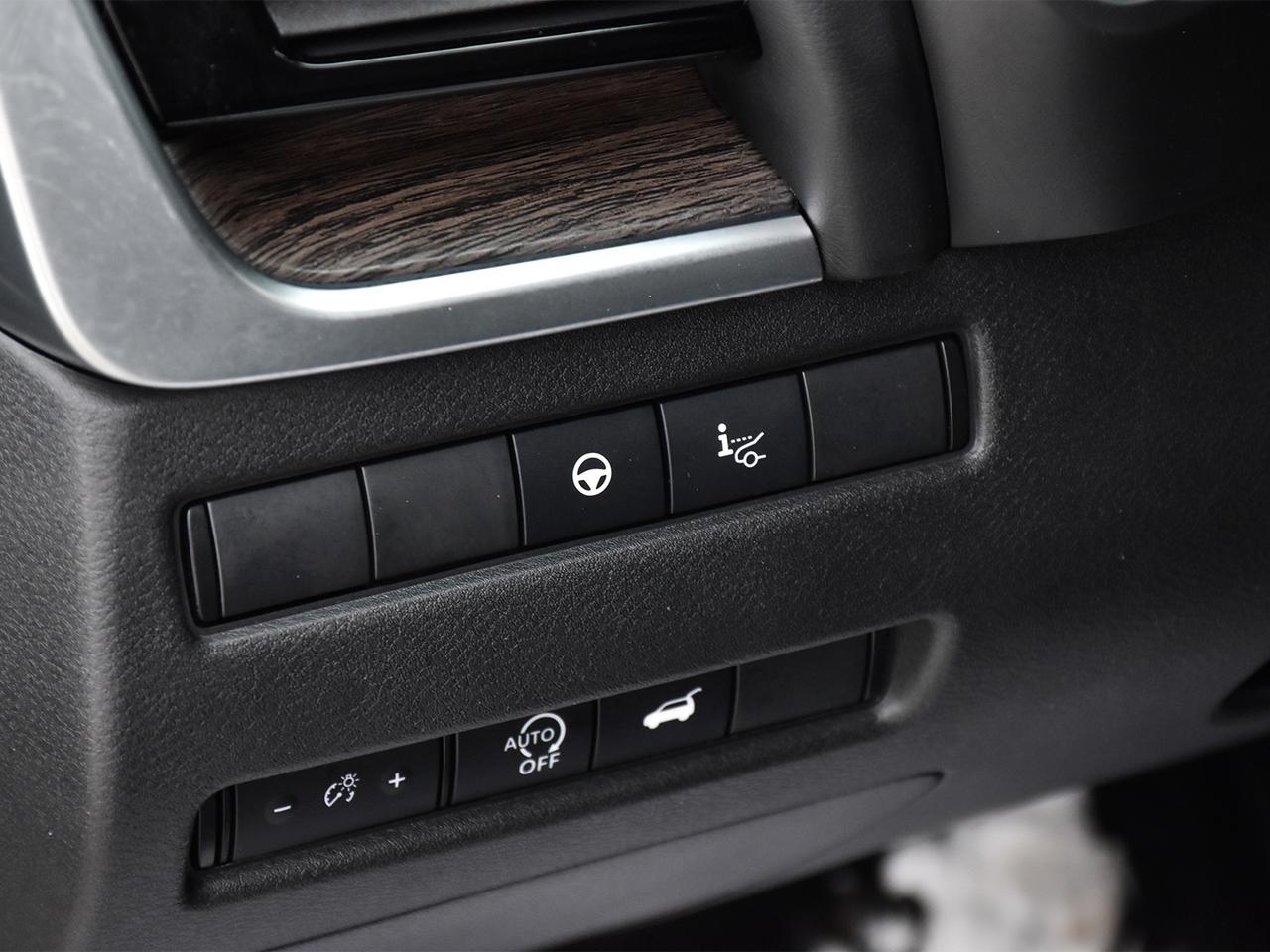 2025 Nissan Rogue Platinum  - HUD -  Leather Seats Photo