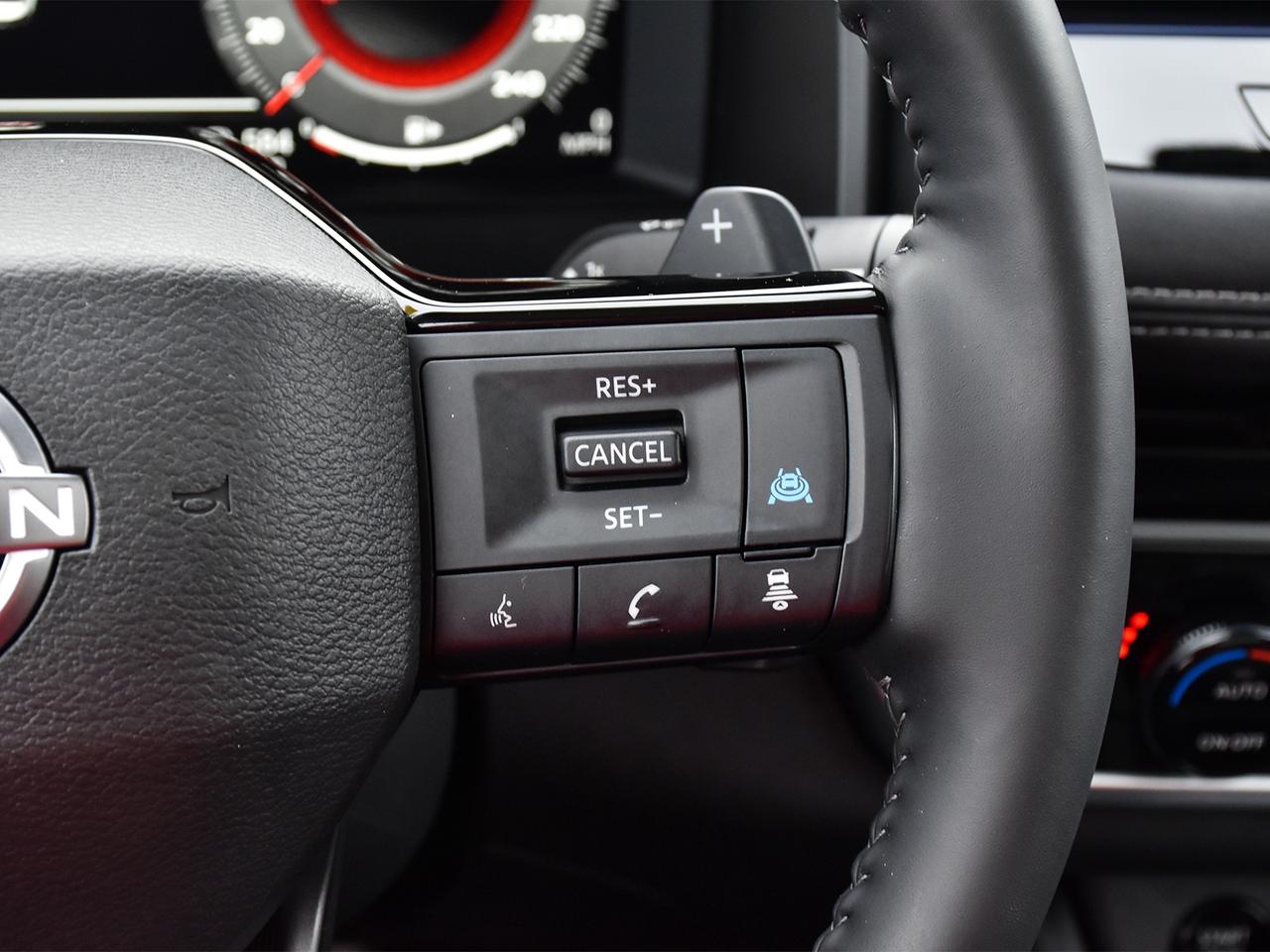 2025 Nissan Rogue Platinum  - HUD -  Leather Seats Photo