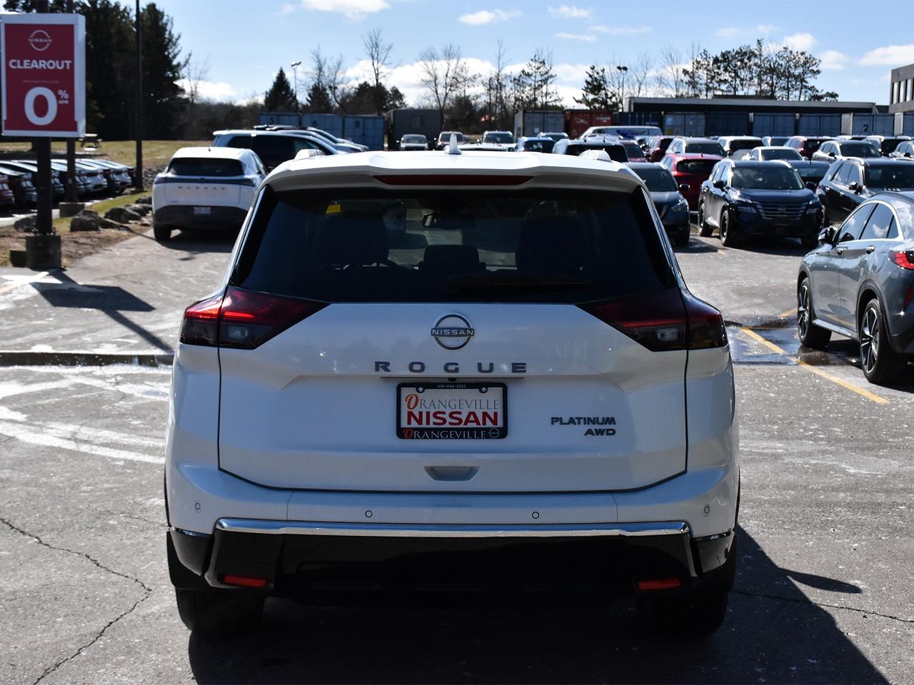 2025 Nissan Rogue Platinum  - HUD -  Leather Seats Photo