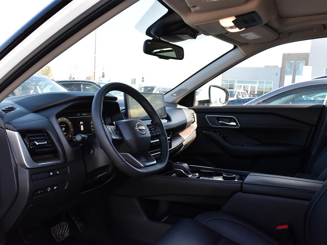 2025 Nissan Rogue Platinum  - HUD -  Leather Seats Photo
