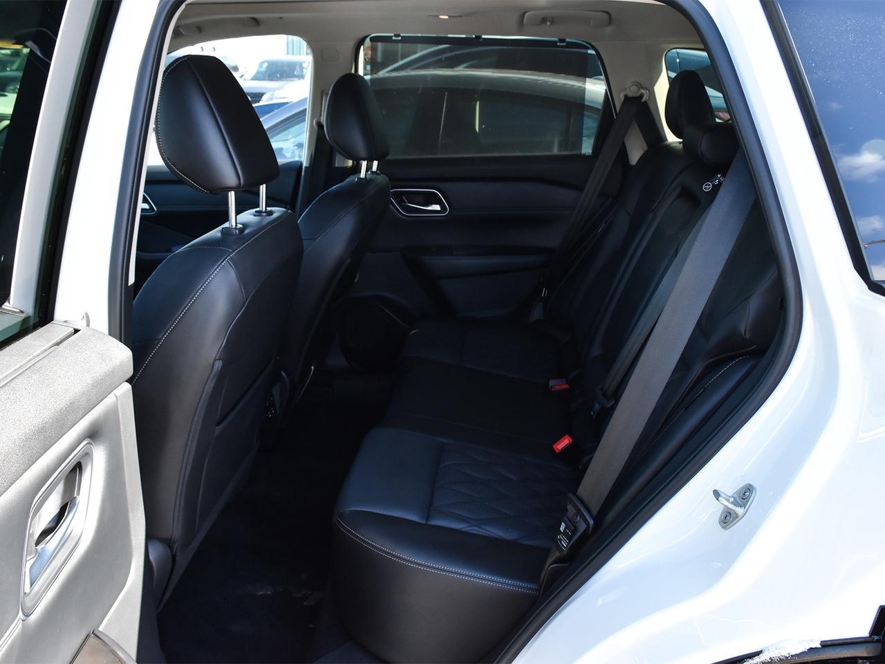 2025 Nissan Rogue Platinum  - HUD -  Leather Seats Photo