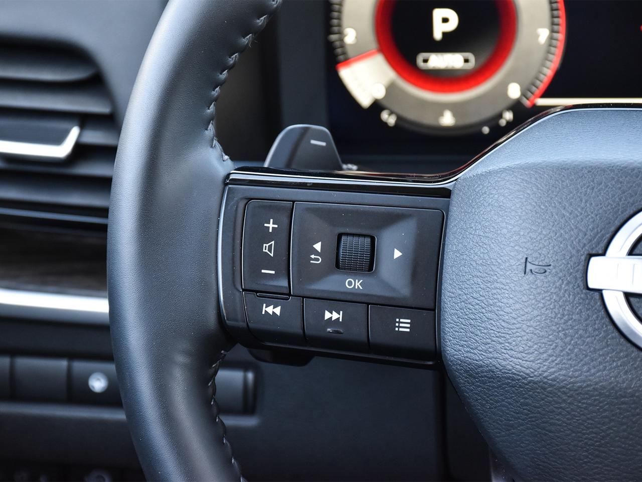 2025 Nissan Rogue Platinum  - HUD -  Leather Seats Photo