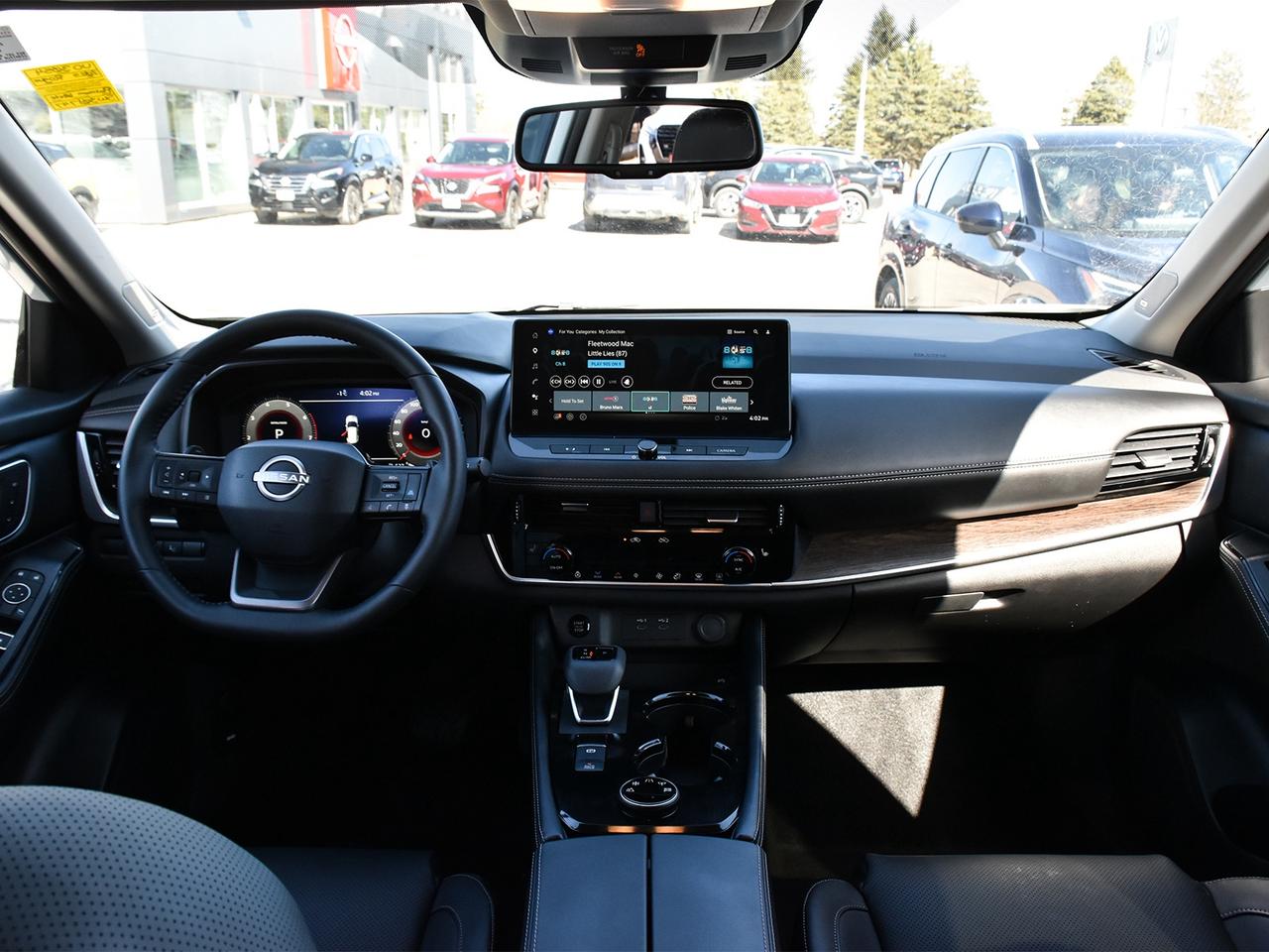 2025 Nissan Rogue Platinum  - HUD -  Leather Seats Photo