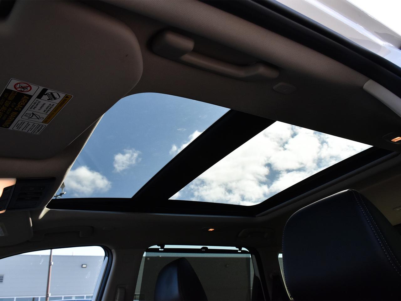 2025 Nissan Rogue Platinum  - HUD -  Leather Seats Photo