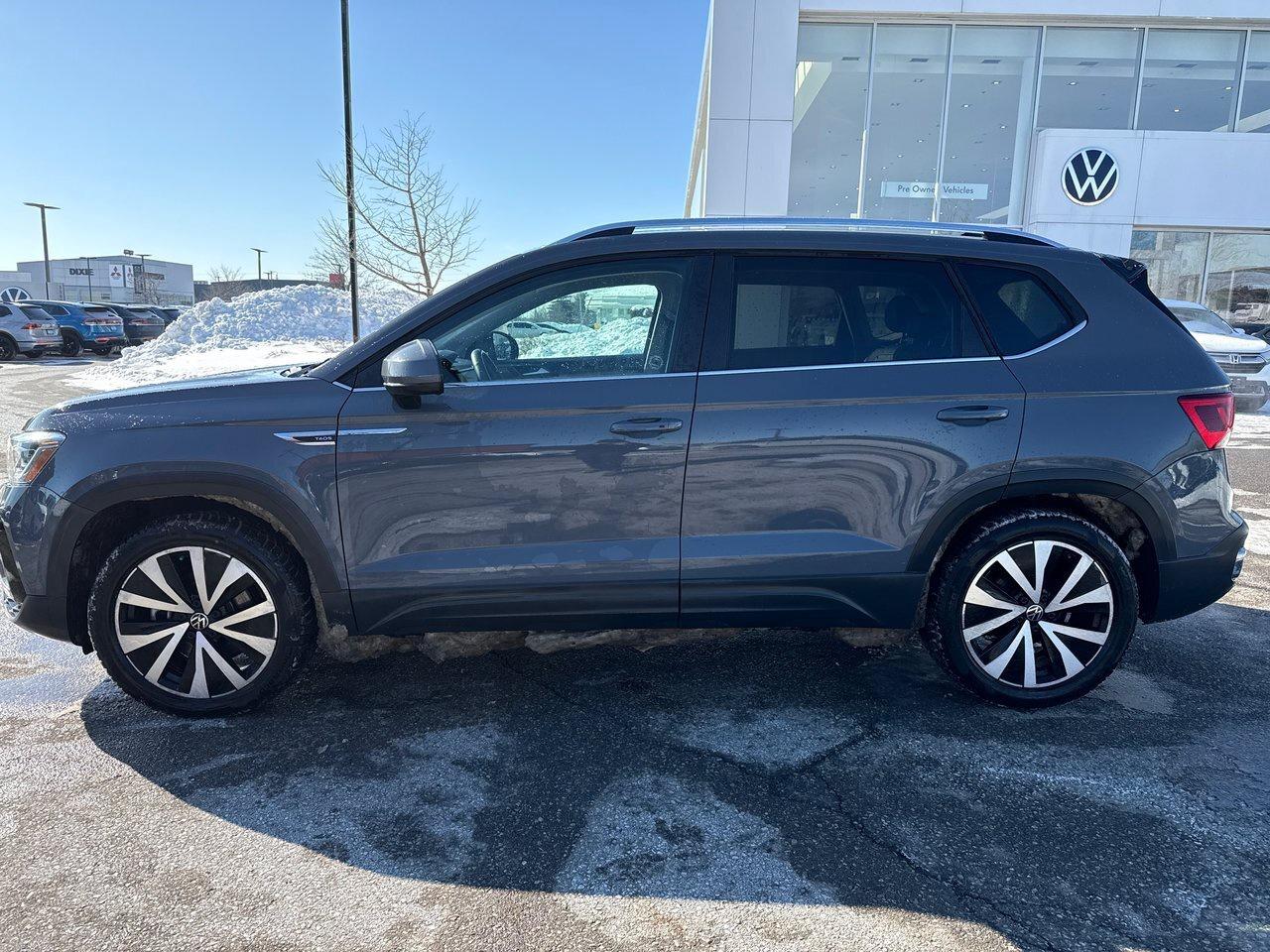 2022 Volkswagen Taos Highline 1.5T 7sp at DSG w/ Tip 4M Alloy Wheels  N Photo